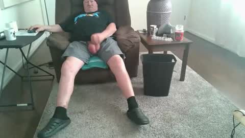 Snapshot of ram4u123 chatting on 12/19/25, 03:19 Ram online show from 12/19/25, 03:19