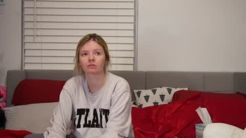 Snapshot of ramichick chatting on 01/03/25, 09:15 Rami online show from 01/03/25, 09:15