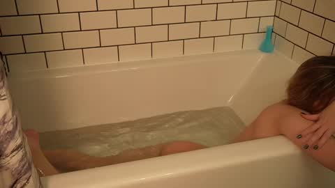 Snapshot of ramichick chatting on 02/18/25, 11:00 Rami online show from 02/18/25, 11:00