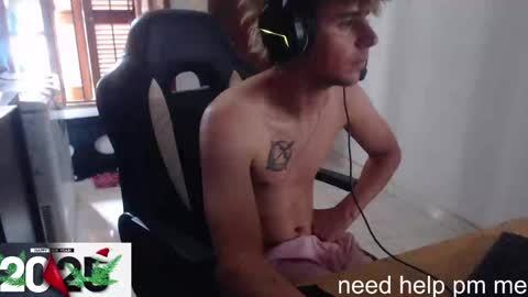 Snapshot of ramisexyloveyou chatting on 01/05/25, 06:24 Ramiro online show from 01/05/25, 06:24