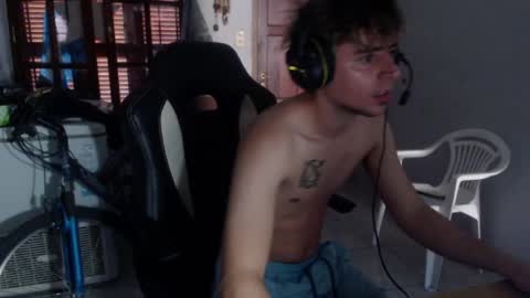 Snapshot of ramisexyloveyou chatting on 02/09/25, 09:17 Ramiro online show from 02/09/25, 09:17