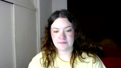 Snapshot of ramona15 chatting on 07/19/26, 01:53 Ramona online show from 07/19/26, 01:53