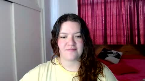 Snapshot of ramona15 chatting on 07/26/26, 09:54 Ramona online show from 07/26/26, 09:54