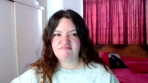 Snapshot of ramona15 chatting on 07/27/26, 08:49 Ramona online show from 07/27/26, 08:49
