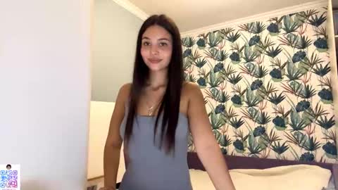 ShyBerry online show from 10/12/25, 09:03