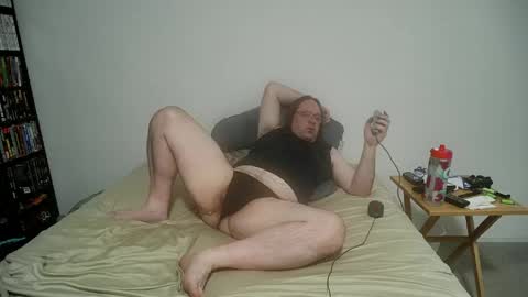 Snapshot of rando1235 chatting on 05/03/26, 05:02 rando1235 online show from 05/03/26, 05:02