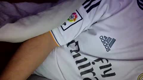 Snapshot of randobad12 chatting on 11/16/25, 11:21 randobad12 online show from 11/16/25, 11:21