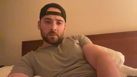 Snapshot of randomdude5950 chatting on 12/04/24, 02:09 randomdude5950 online show from 12/04/24, 02:09