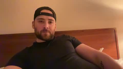 Snapshot of randomdude5950 chatting on 03/03/25, 01:53 randomdude5950 online show from 03/03/25, 01:53