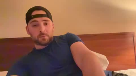 Snapshot of randomdude5950 chatting on 03/10/25, 01:45 randomdude5950 online show from 03/10/25, 01:45