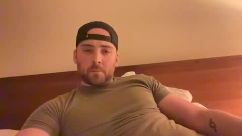 Snapshot of randomdude5950 chatting on 03/12/25, 02:20 randomdude5950 online show from 03/12/25, 02:20