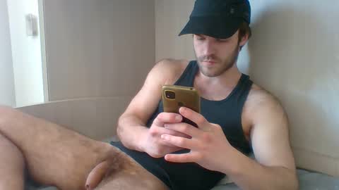 randomguy_42 online show from 04/22/26, 09:44