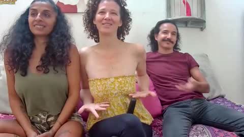 Snapshot of randomshuffle chatting on 02/11/25, 02:24 MR DJ Randomshuffle friends playing with sexual energy live - OMG we are back online show from 02/11/25, 02:24