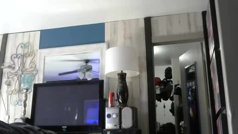 Randy8inbater online show from 12/20/24, 10:11