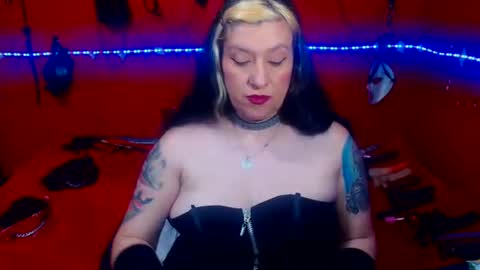 Sonia online show from 05/11/26, 01:11