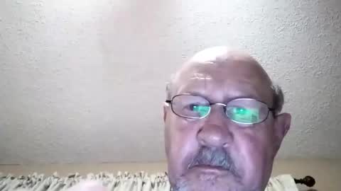 Snapshot of randysmallcox chatting on 06/21/26, 12:24 randysmallcox online show from 06/21/26, 12:24