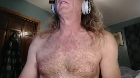 Snapshot of ranger510 chatting on 12/09/24, 02:13 Ranger510 online show from 12/09/24, 02:13