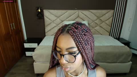 Raquel online show from 02/05/25, 11:34