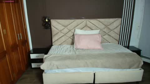 Raquel online show from 02/12/25, 11:29