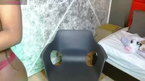 Raquel online show from 10/01/25, 07:42