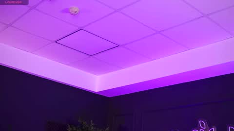 Snapshot of raquellevon chatting on 12/16/24, 09:52 Raquelle online show from 12/16/24, 09:52