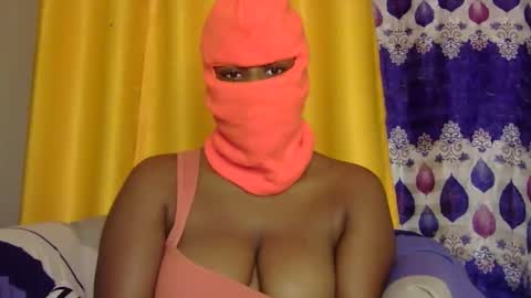 rara_molly online show from 05/03/26, 07:53