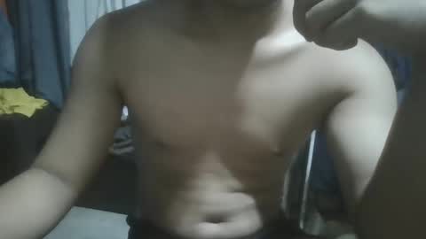 Snapshot of rarango0504 chatting on 04/05/26, 03:53 rarango0504 online show from 04/05/26, 03:53