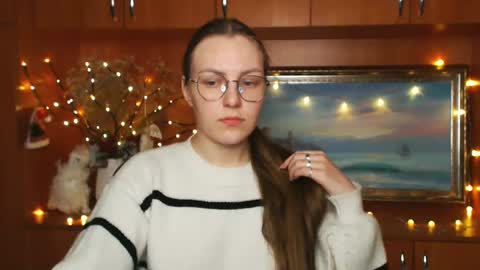 Snapshot of raspberry0101 chatting on 12/25/24, 08:17 raspberry0101 online show from 12/25/24, 08:17