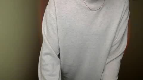 Snapshot of raspberry0101 chatting on 01/11/25, 01:43 raspberry0101 online show from 01/11/25, 01:43