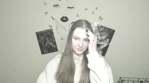 Snapshot of raspberry0101 chatting on 02/02/25, 01:19 raspberry0101 online show from 02/02/25, 01:19