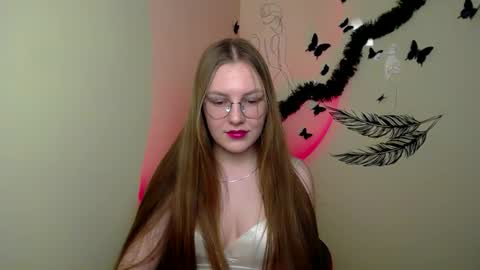 Snapshot of raspberry0101 chatting on 02/15/25, 10:55 raspberry0101 online show from 02/15/25, 10:55