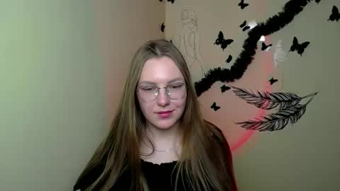 Snapshot of raspberry0101 chatting on 02/24/25, 04:16 raspberry0101 online show from 02/24/25, 04:16