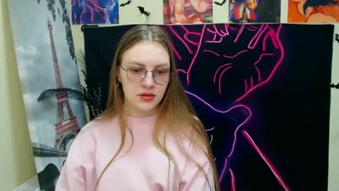 Snapshot of raspberry0101 chatting on 03/10/25, 08:15 raspberry0101 online show from 03/10/25, 08:15