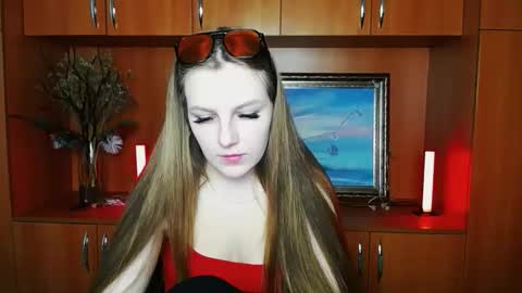 Snapshot of raspberry0101 chatting on 09/22/25, 06:59 raspberry0101 online show from 09/22/25, 06:59