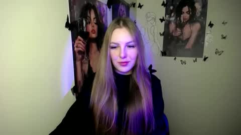 Snapshot of raspberry0101 chatting on 10/05/25, 07:07 raspberry0101 online show from 10/05/25, 07:07