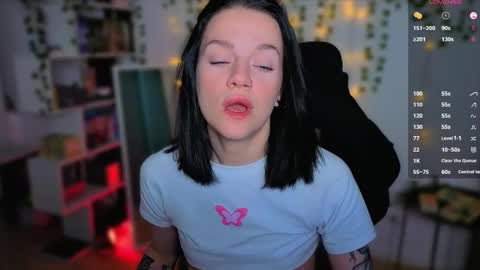 Snapshot of raspberry__girl chatting on 09/12/25, 08:09 Rita My schedule for this week Thursday-Monday online show from 09/12/25, 08:09