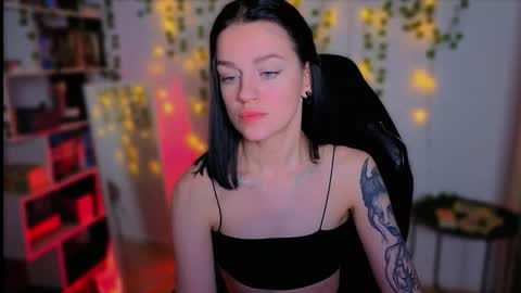 Snapshot of raspberry__girl chatting on 09/15/25, 08:53 Rita My schedule for this week Thursday-Monday online show from 09/15/25, 08:53