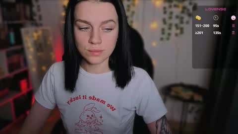 Snapshot of raspberry__girl chatting on 10/04/25, 06:50 Rita My schedule for this week Thursday-Monday online show from 10/04/25, 06:50