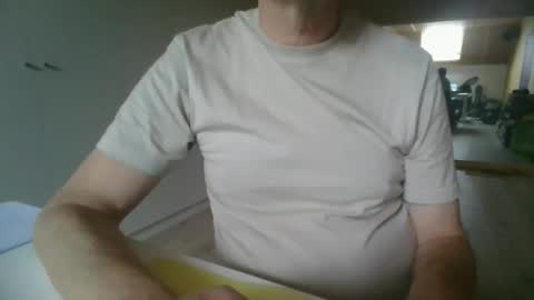 Snapshot of rataplan_55 chatting on 10/15/25, 02:06 rataplan online show from 10/15/25, 02:06