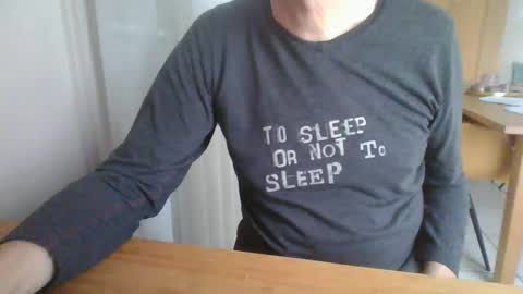 Snapshot of rataplan_55 chatting on 10/31/25, 08:59 rataplan online show from 10/31/25, 08:59