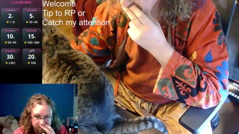 Snapshot of rathie chatting on 10/13/25, 02:28 rathie online show from 10/13/25, 02:28