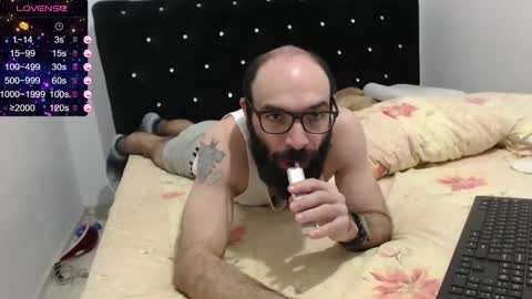 Snapshot of raul27big chatting on 12/29/24, 07:11 RaulWildBoy27 online show from 12/29/24, 07:11