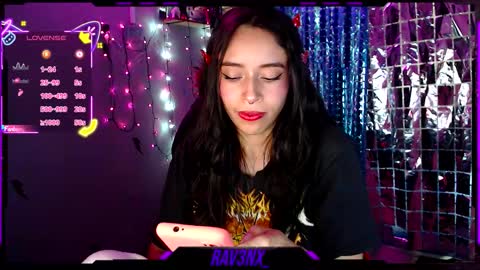   online show from 11/26/25, 07:04