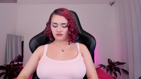 Snapshot of raven__white1 chatting on 01/23/25, 12:46 Raven online show from 01/23/25, 12:46