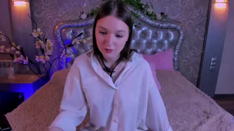Raven online show from 05/28/26, 04:04