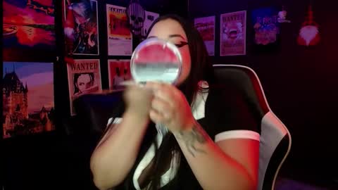 Snapshot of raven_darkk chatting on 12/22/25, 07:22 Raven online show from 12/22/25, 07:22