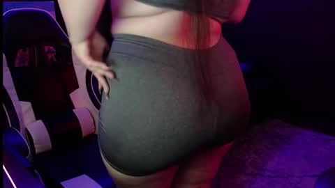 Snapshot of raven_darkk chatting on 01/14/26, 09:42 Raven online show from 01/14/26, 09:42