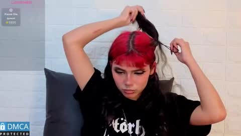 raven_rox_ online show from 01/10/26, 03:08