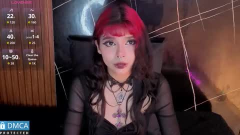 raven_rox_ online show from 02/11/26, 03:00