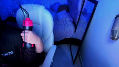 Raven online show from 01/24/25, 04:27